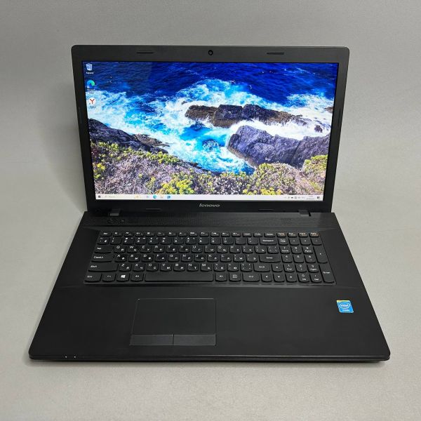 17.3'' Ноутбук Lenovo IdeaPad G700 черный