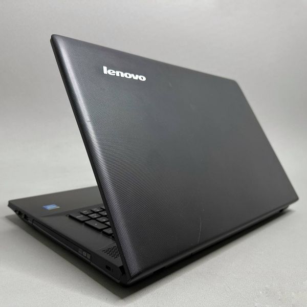 17.3'' Ноутбук Lenovo IdeaPad G700 черный