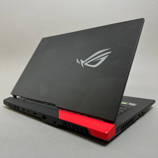15.6'' FHD 144 Гц Ноутбук ASUS ROG Strix G15 G513IC-HN003T черный