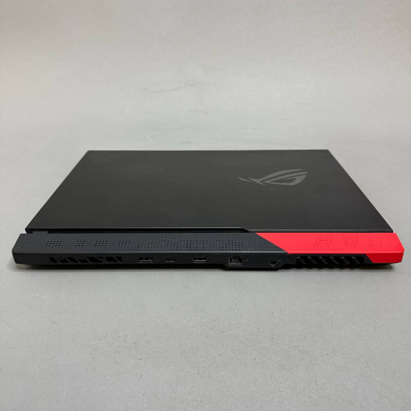 15.6'' FHD 144 Гц Ноутбук ASUS ROG Strix G15 G513IC-HN003T черный