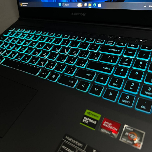 16'' FHD Ноутбук Maibenben Typhoon X677 серый