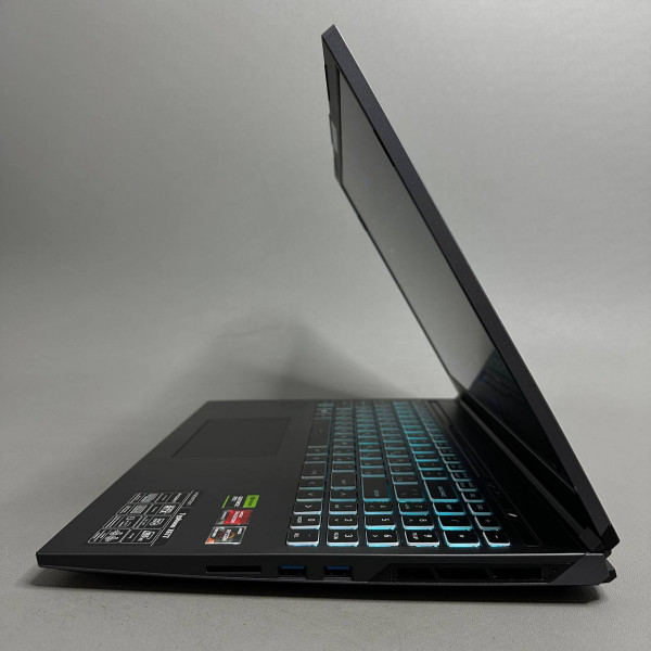 16'' FHD Ноутбук Maibenben Typhoon X677 серый