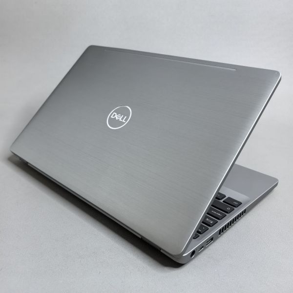 15.6'' FHD Ноутбук DELL Latitude 5501-4104 серый