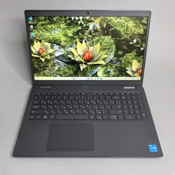 15.6'' FHD Ноутбук DELL Latitude 3520-2378 черный