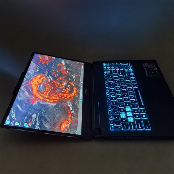 15.6'' 144 Гц Ноутбук MSI Cyborg 15 A13UDX-1601XRU черный