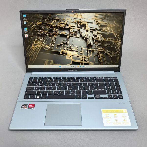 15.6'' FHD Ноутбук Asus Vivobook E1504FA-BQ511, зеленый