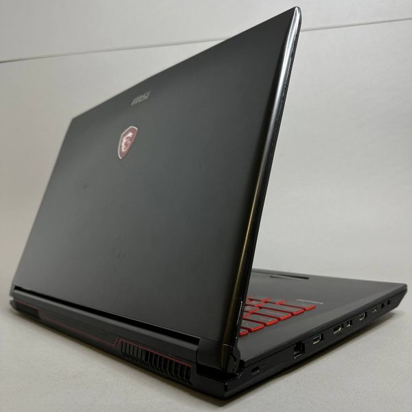 17.3'' FHD Ноутбук MSI MS-1799 (GL72M 7RDX), черный