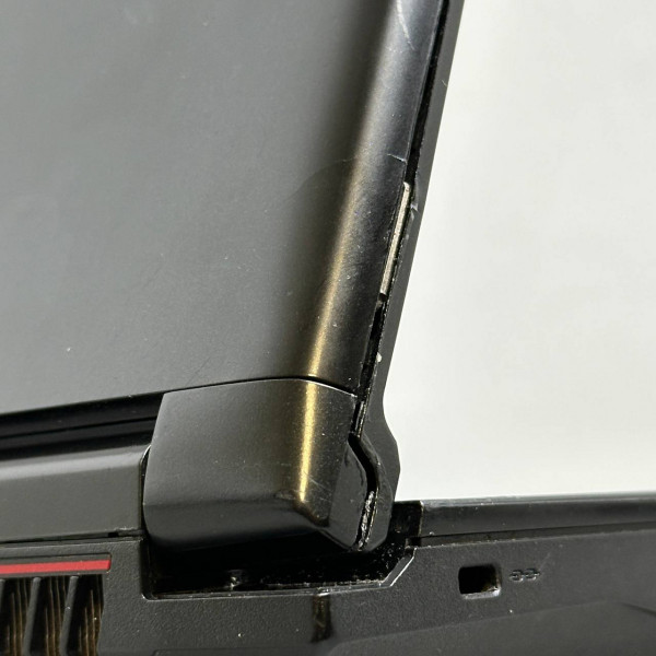 17.3'' FHD Ноутбук MSI MS-1799 (GL72M 7RDX), черный