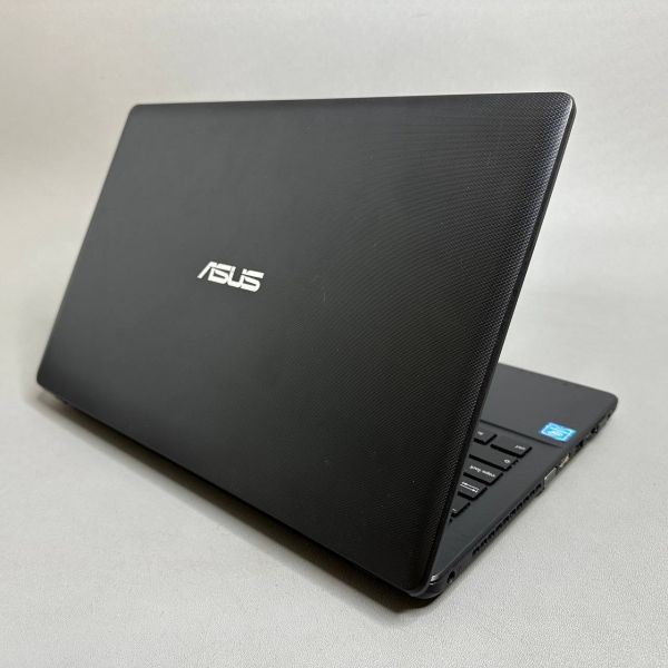 15.6'' Ноутбук ASUS X552MJ-SX011T черный