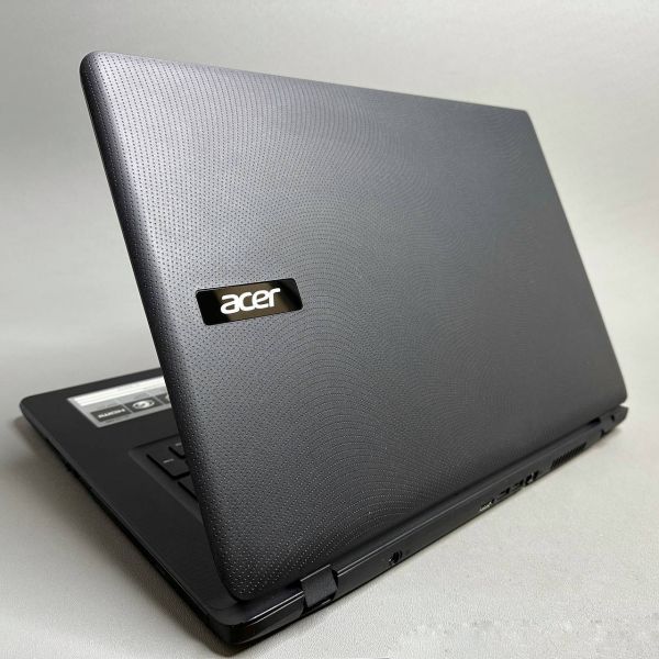 17.3 HD+ Ноутбук Acer Aspire ES 17 ES1-732-P665 черный