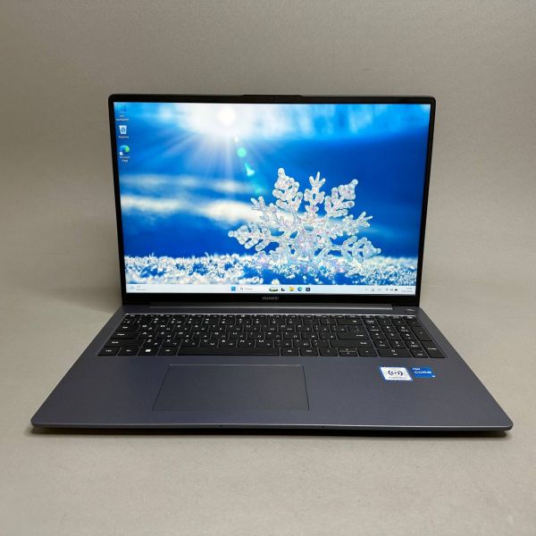 16'' FHD Ноутбук HUAWEI MateBook D 16 2024 MCLF-X (53013WXE) серый