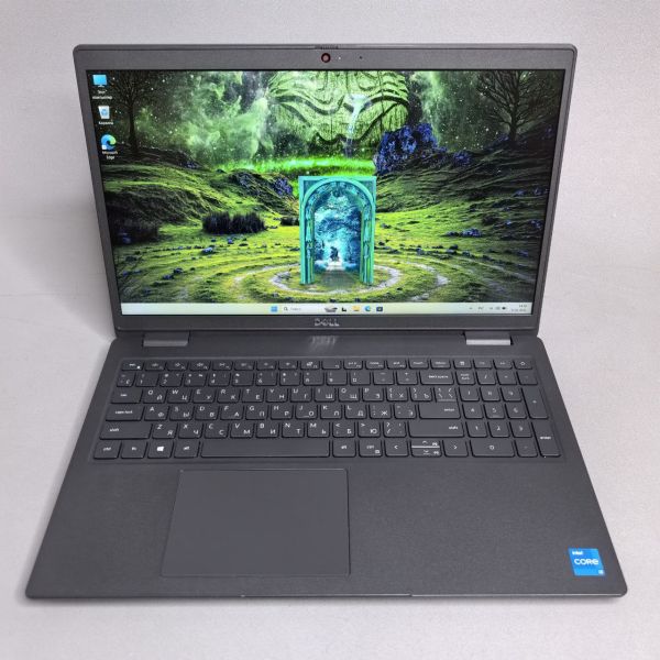 15.6'' FHD Ноутбук DELL Latitude 3520-2378 черный