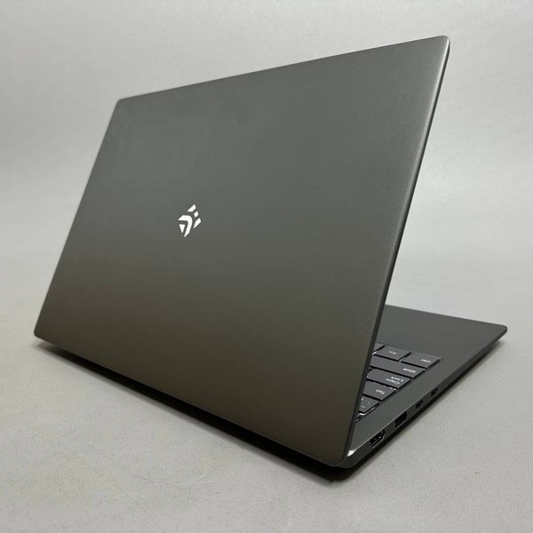 14'' FHD Ноутбук Dexp Mars M14-i5W400 черный