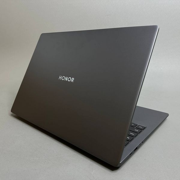 16'' Ноутбук Honor MagicBook X16 BRG-565 (5301ALXN) серый