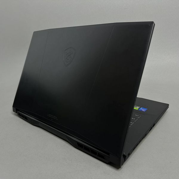 17.3'' 144Гц Игровой ноутбук MSI Katana 17 B12VGK-275XRU черный