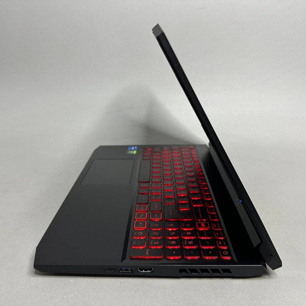 15.6'' 144Гц Ноутбук Acer Nitro 5 AN515-57-524E черный