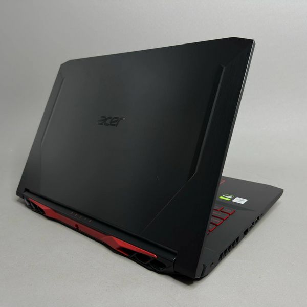 17.3'' FHD Ноутбук Acer Nitro 5 AN517-52-546D черный