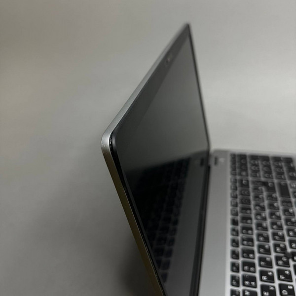 15.6'' FHD Ноутбук DELL Latitude 5501-4104 серый