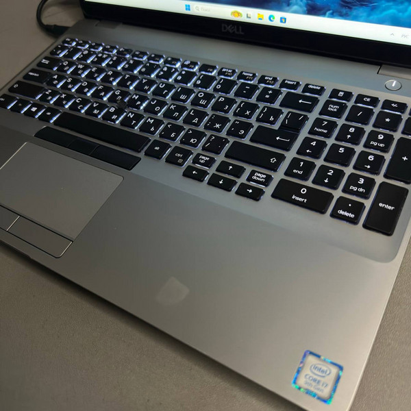 15.6'' FHD Ноутбук DELL Latitude 5501-4104 серый
