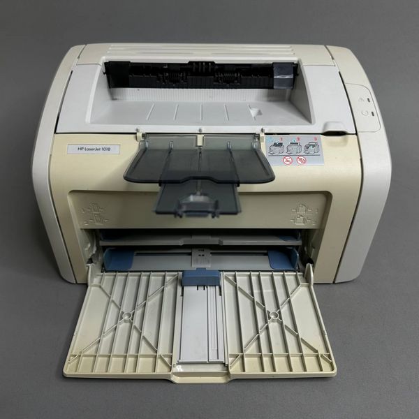 Лазерный принтер HP LaserJet 1018