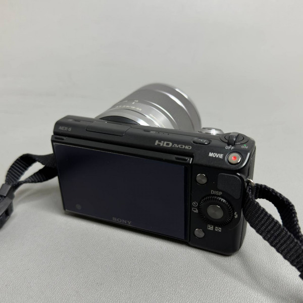 Беззеркальный фотоаппарат Sony Alpha NEX-5D kit 16mm / 18-55mm