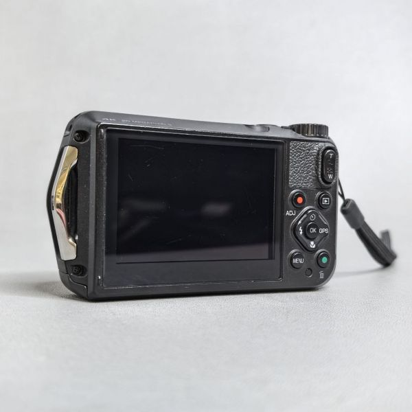Водонепроницаемый фотоаппарат Ricoh WG-6 GPS черный