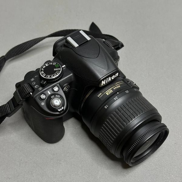 Зеркальный фотоаппарат Nikon D3100 Kit AF-S DX NIKKOR 18-55mm f/3.5-5.6G II