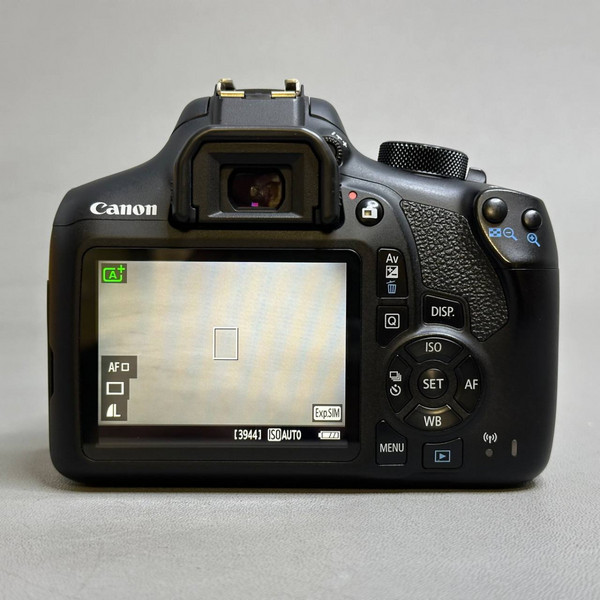 Зеркальный фотоаппарат Canon EOS 1300D EF-S 17-85mm f/4-5.6 IS USM, чёрный