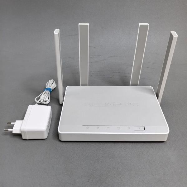 Wi-Fi роутер Keenetic Giga (KN-1011) AX1800