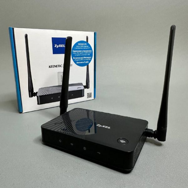 Wi-Fi роутер ZYXEL Keenetic 4G III (Rev. B), черный