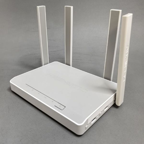 Wi-Fi роутер Keenetic Giga (KN-1011) AX1800