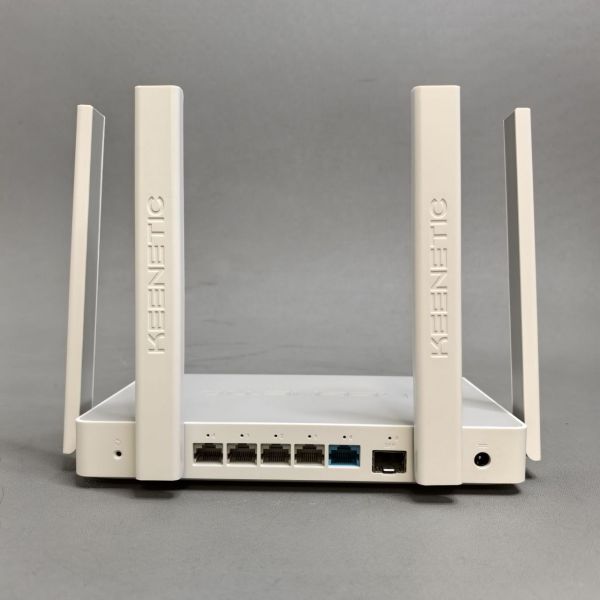 Wi-Fi роутер Keenetic Giga (KN-1011) AX1800