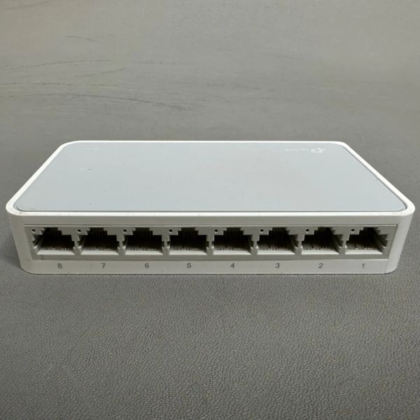 Коммутатор TP-Link TL-SF1008D