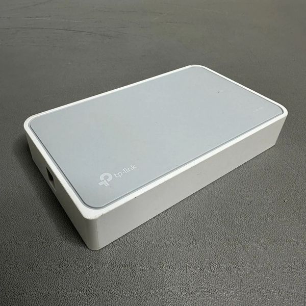 Коммутатор TP-Link TL-SF1008D