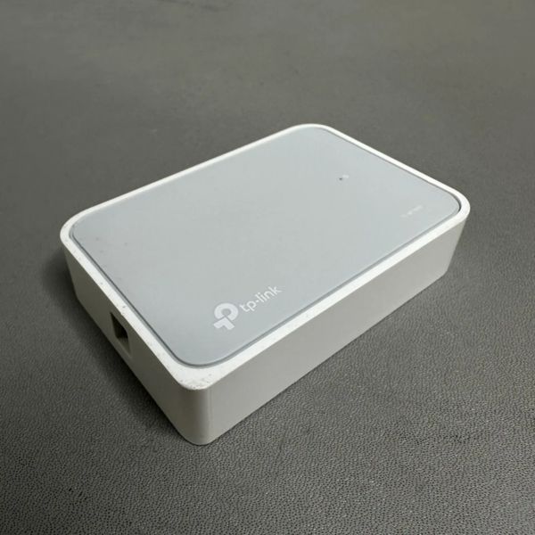 Коммутатор TP-Link TL-SF1005D