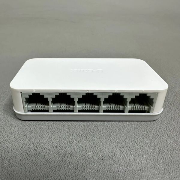 Коммутатор D-Link DES-1005C/B