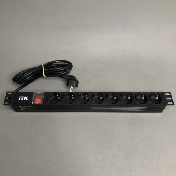 Блок розеток ITK 8 мест PDU 1U шнур 2м PH12-8D1-P