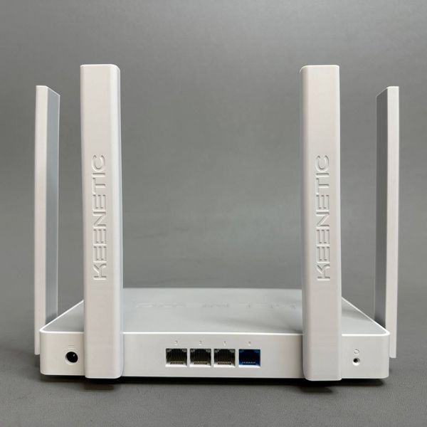 Wi-Fi роутер Keenetic Sprinter (KN-3710), белый