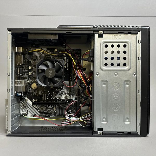 ПК AMD Ryzen 3 Pro 3200G / A320M-DVS / 8Gb / 240Gb SSD / AMD Vega 8