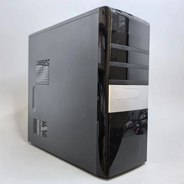 ПК AMD Ryzen 3 3200G / 8Gb / 240Gb SSD + 500Gb HDD / Vega 8 / ATX-350W