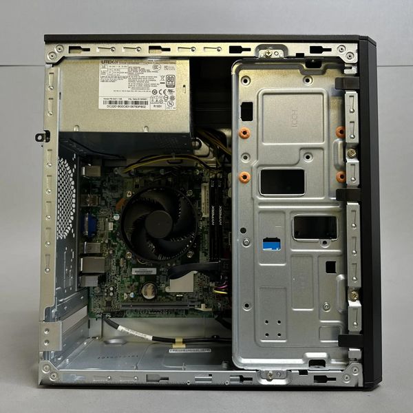 ПК Acer Veriton ES2710G MT (DT.VQEER.029) / Intel Core i3-7100 / 8Gb DDR4 / 240Gb SSD / Intel HD / ATX-220W