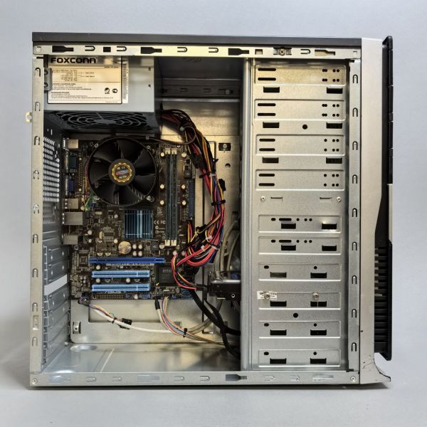 ПК C2D E8300 / 4Gb / 250Gb