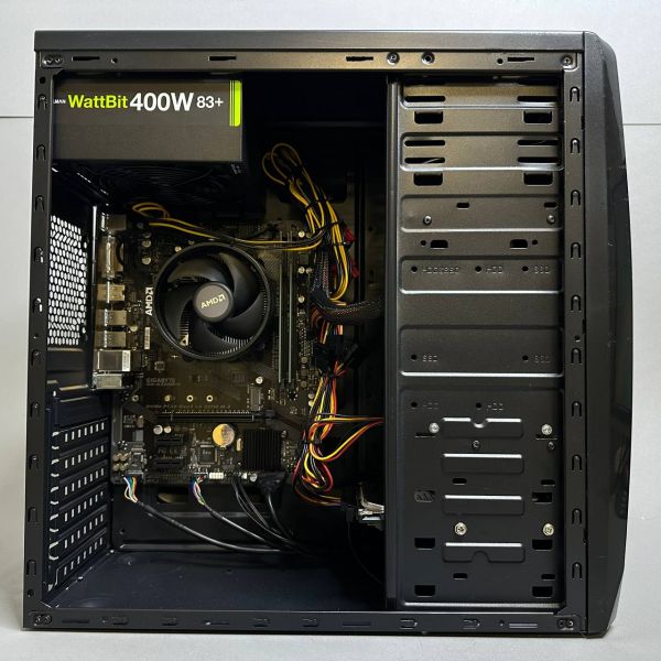 ПК AMD Ryzen 3 2200G / 8Gb / 240Gb SSD + 500Gb HDD / Vega 8 / ATX-400W