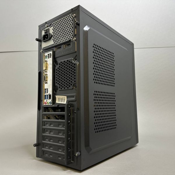 ПК AMD Ryzen 3 3200G / 8Gb / 256Gb SSD + 500Gb HDD / Vega 8 / ATX-400W