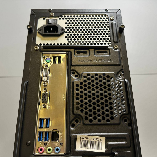 ПК AMD Ryzen 3 3200G / 8Gb / 256Gb SSD + 500Gb HDD / Vega 8 / ATX-400W