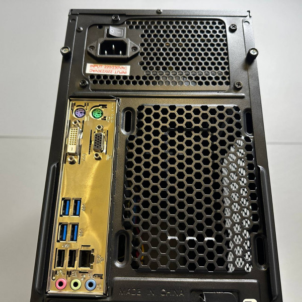 ПК Intel Core i5-8400 / 8Gb / 240Gb SSD + 500Gb HDD / Intel UHD / ATX-500W