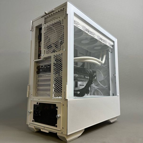 ПК AMD Ryzen 7 5800X3D / 32Gb / 1Tb SSD m.2 / 8Gb RTX 3070 / ATX-750W