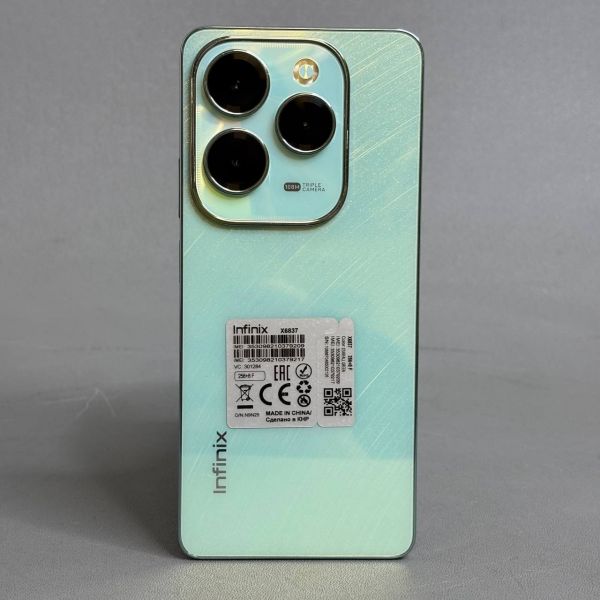 Смартфон Infinix Hot 40 PRO 8/256 ГБ, Global для РФ, Dual nano SIM, зеленый