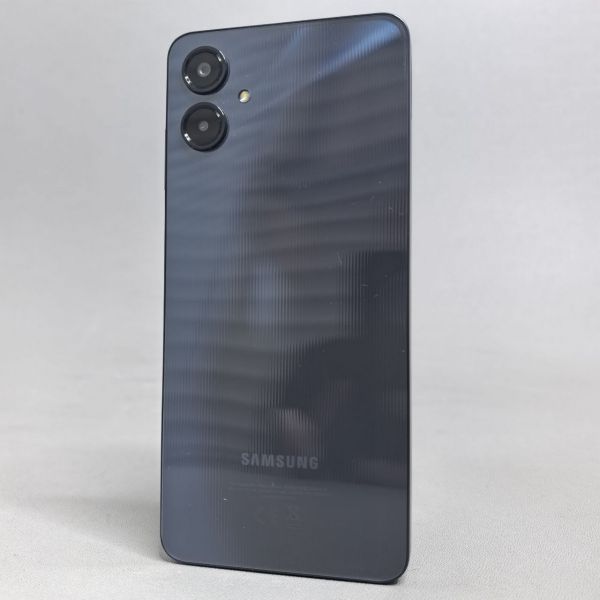 Смартфон Samsung Galaxy A06 6/128 ГБ, Dual nano SIM, черный