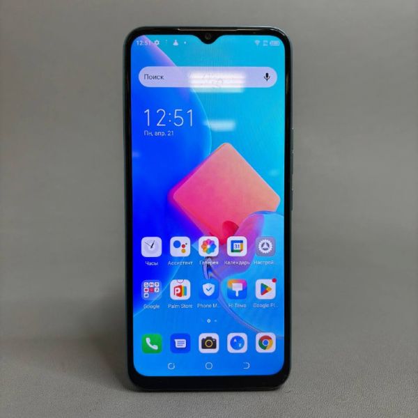 Смартфон TECNO Spark 8C 4/64 ГБ, Dual nano SIM, бирюзовый голубой
